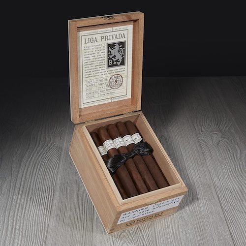 Liga Privada T52 Corona Viva