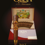 Oliva 135 Aniversario Serie V Edicion Real box and cigar